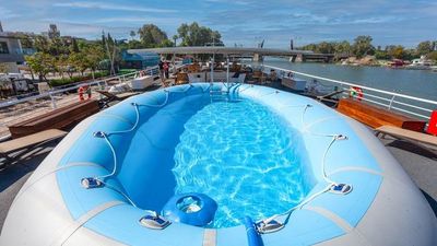 ms La Belle de Cadix ship photo 1