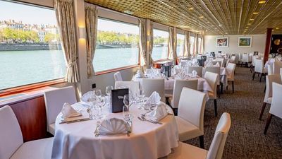 ms Mistral ship photo 18