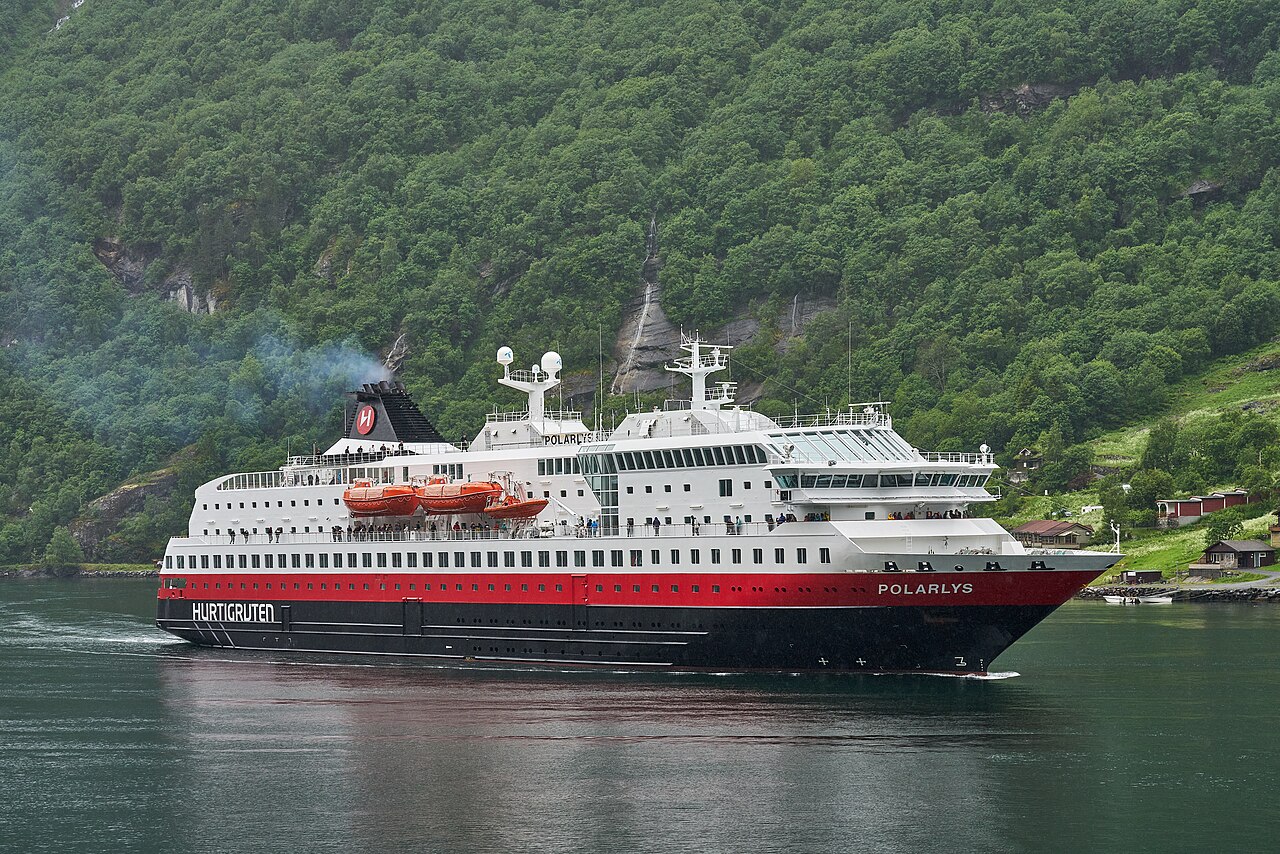MS Polarlys ship photo 1