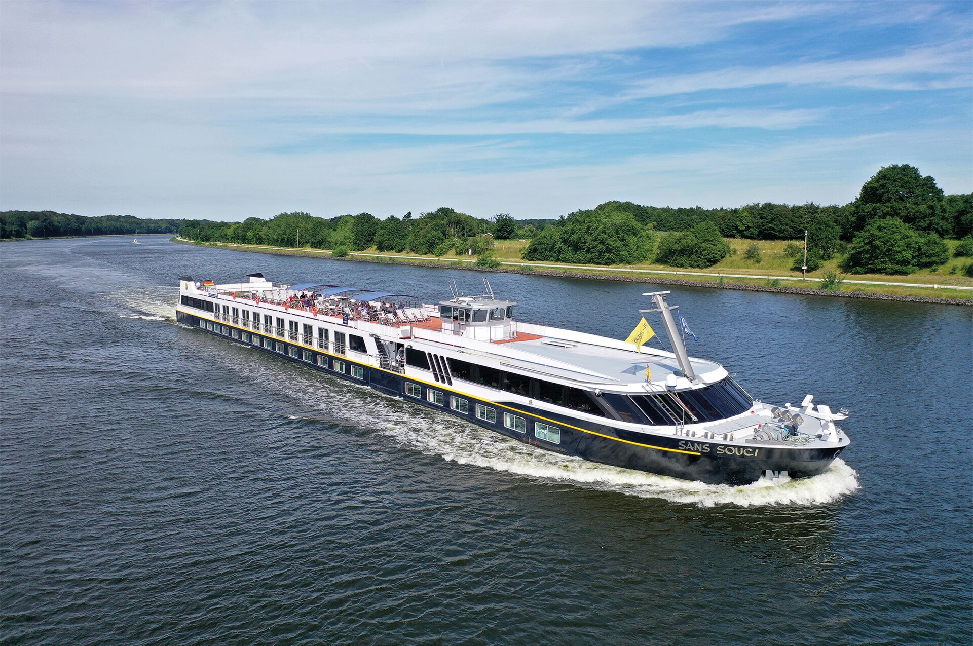 MS Sans Souci ship photo 2