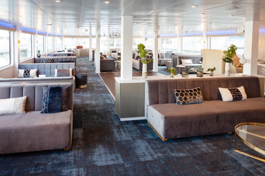 ms Victor Hugo ship photo 12