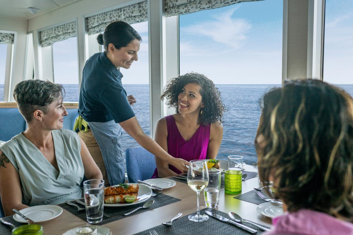 National Geographic Venture ship photo 7