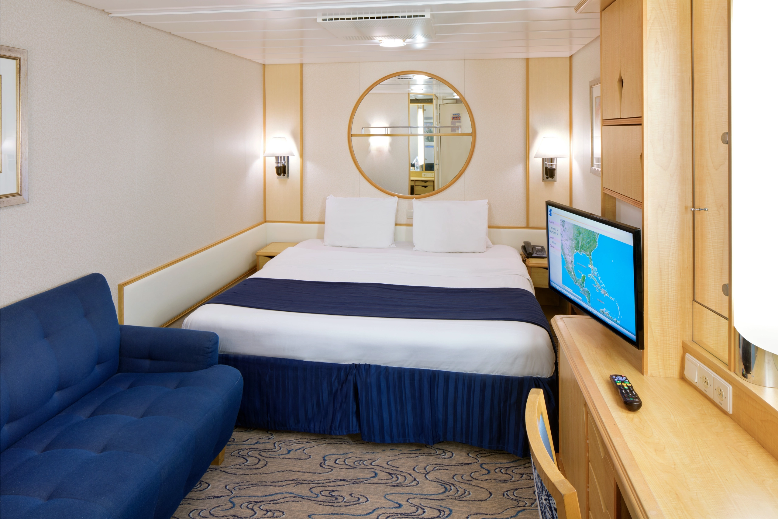 Navigator of the Seas ship photo 6