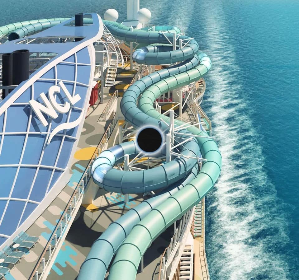 Norwegian Aqua ship photo 12