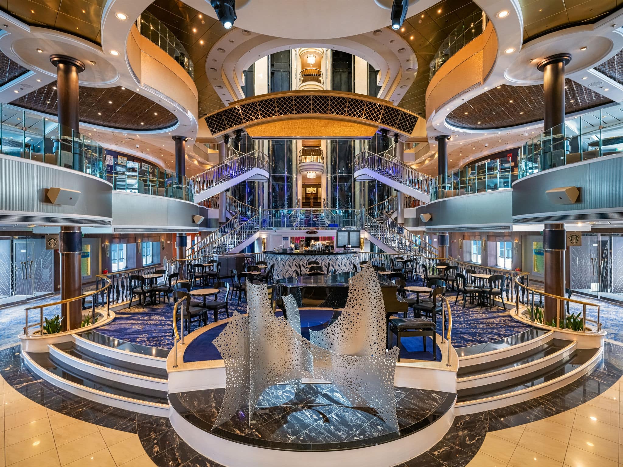 Norwegian Dawn ship photo 6