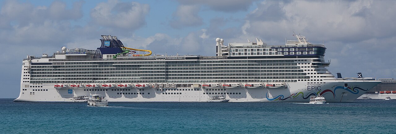 Norwegian Epic ship photo 4