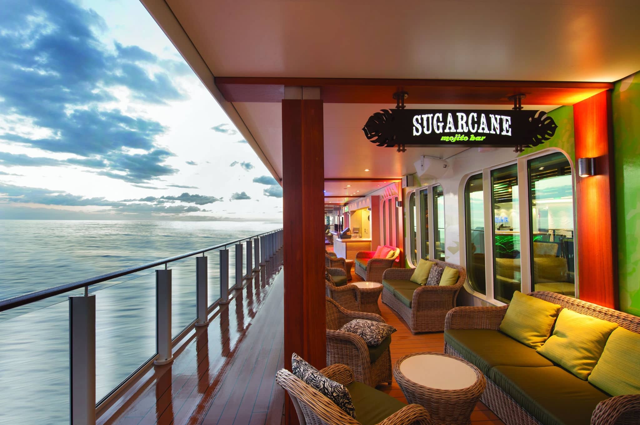 Norwegian Getaway ship photo 5