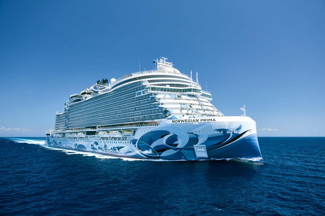 Norwegian Prima ship photo 4