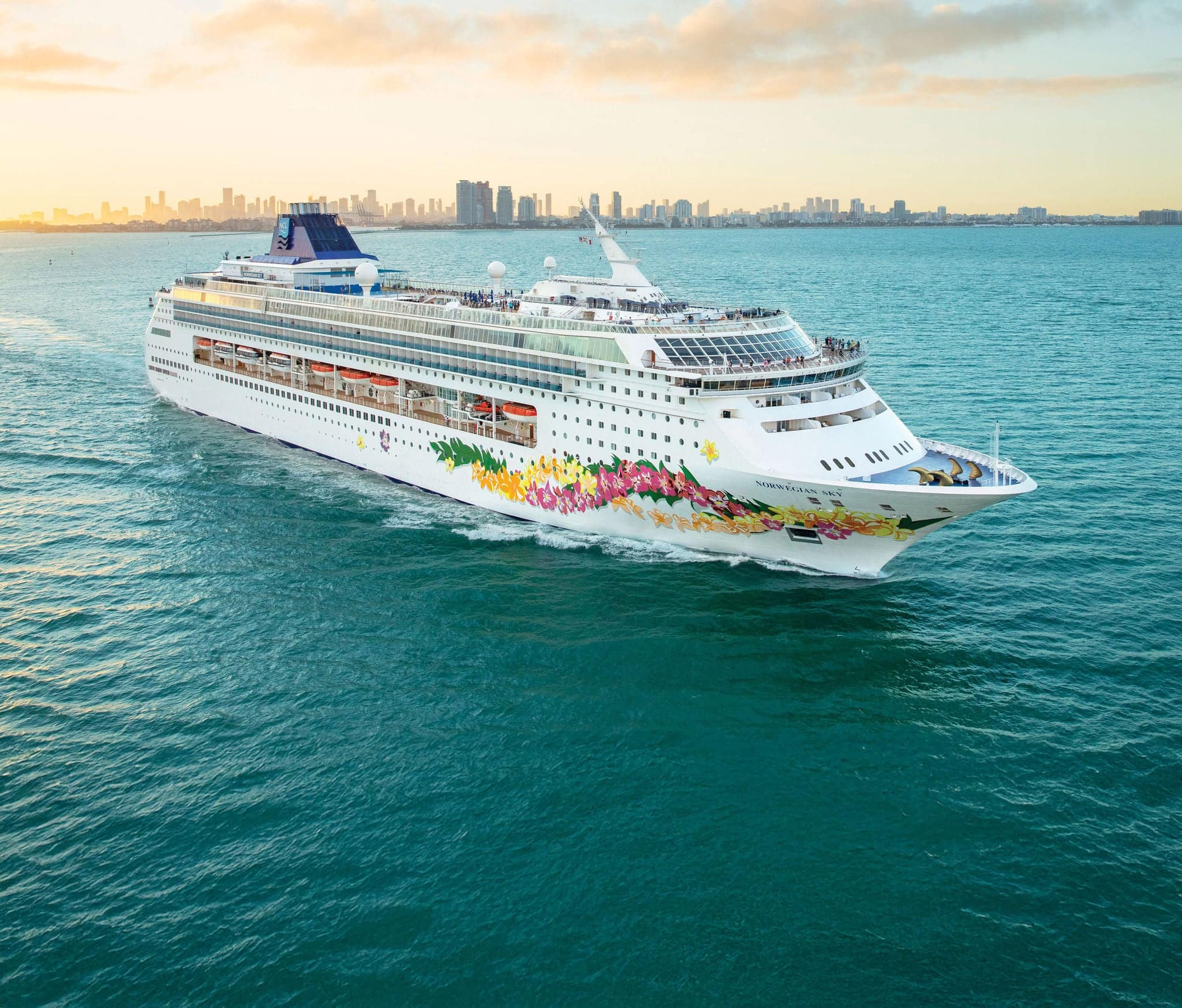 Norwegian Sky ship photo 1