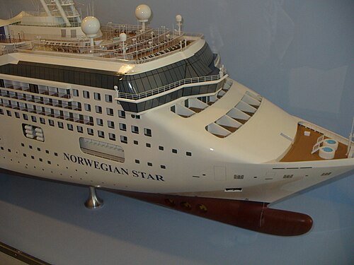 Norwegian Star ship photo 3