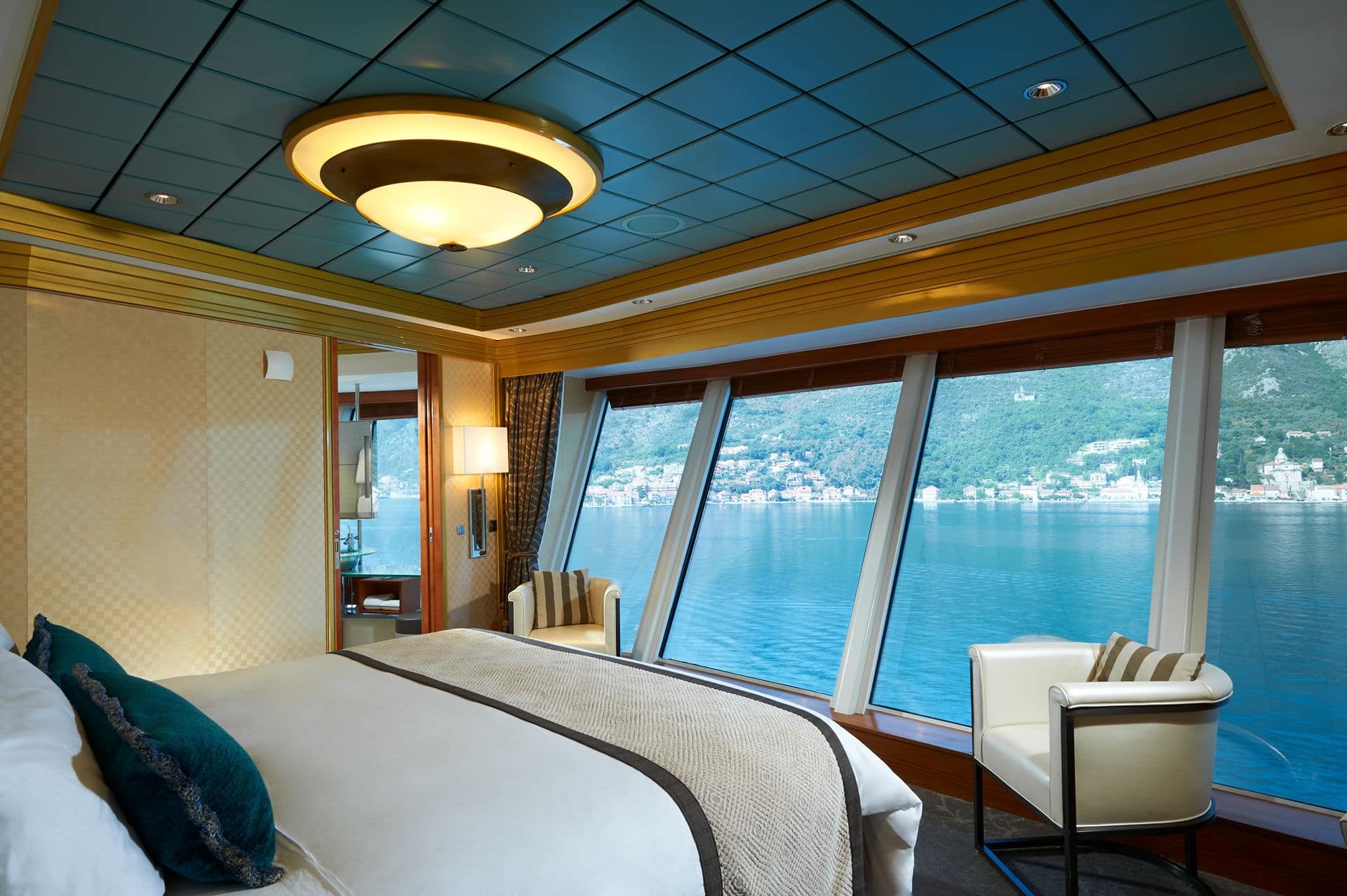 Norwegian Star ship photo 7
