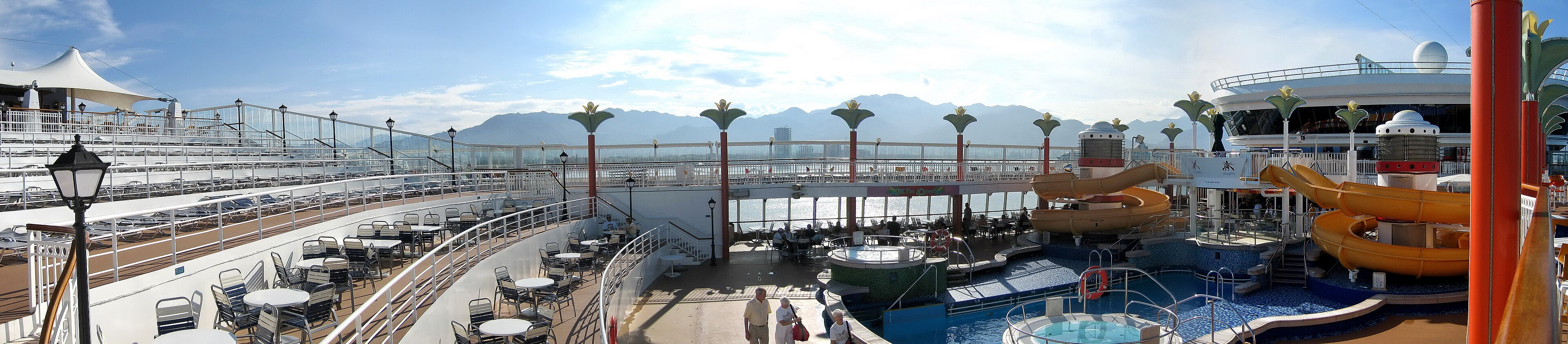 Norwegian Star ship photo 11