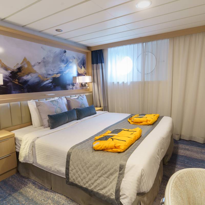 Ocean Explorer ship photo 25