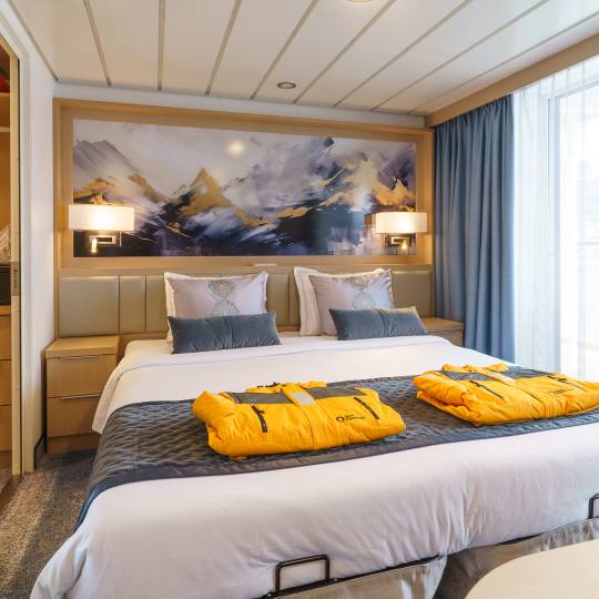 Ocean Explorer ship photo 26