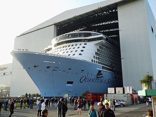 Quantum of the Seas ship photo 3