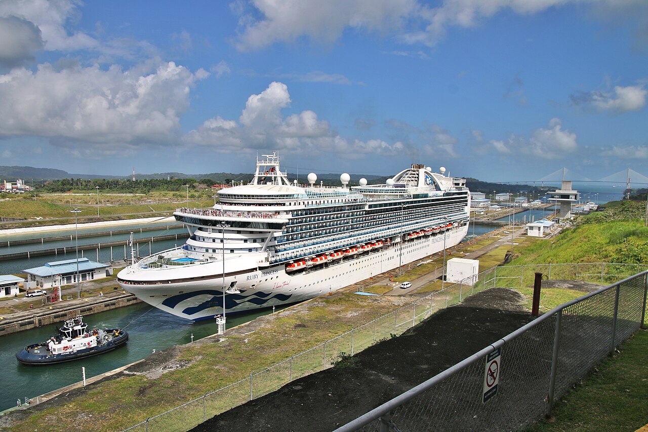 Ruby Princess ship photo 1