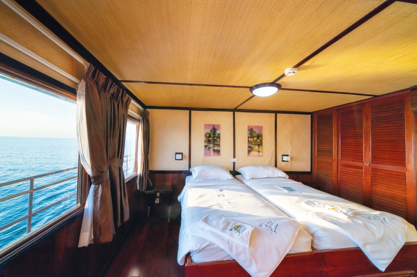 RV Indochine ship photo 7