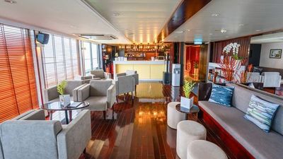 RV Indochine II ship photo 17