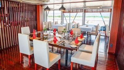 RV Indochine II ship photo 38