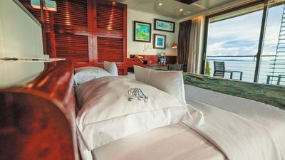 RV Indochine II ship photo 15