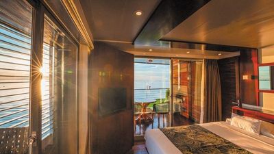 RV Indochine II ship photo 10