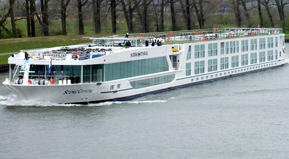 Scenic Crystal ship photo 2