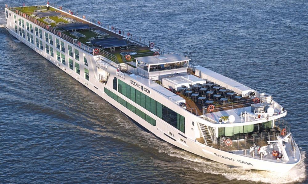 Scenic Gem ship photo 2