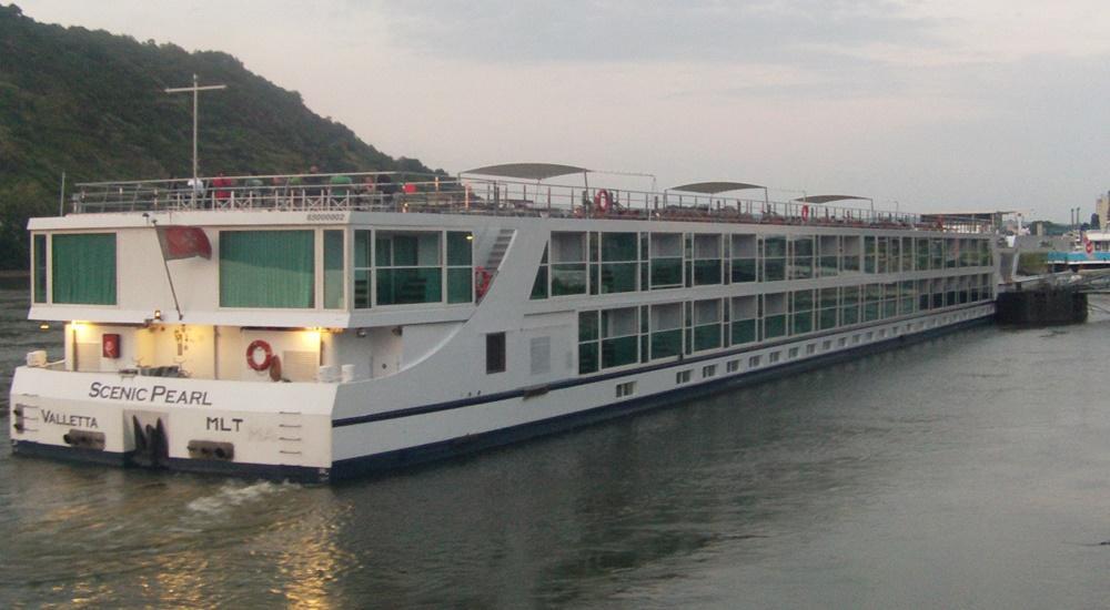 Scenic Pearl ship photo 3