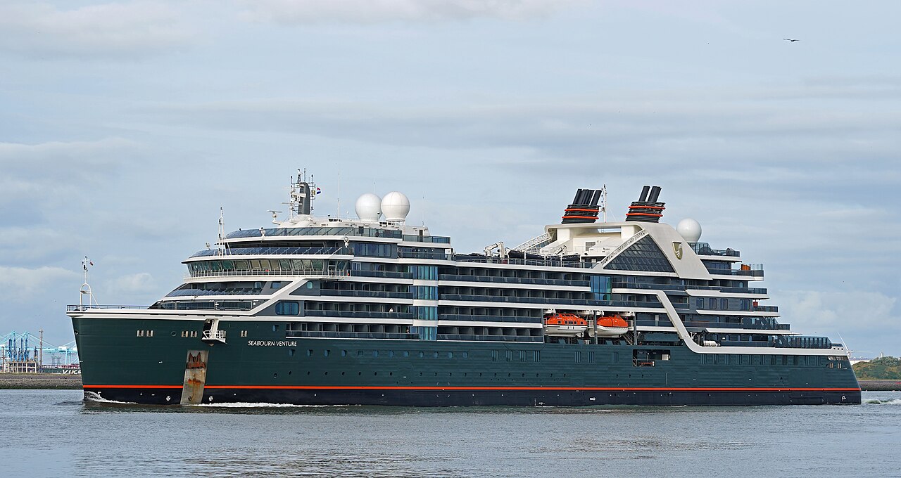 Seabourn Venture ship photo 1