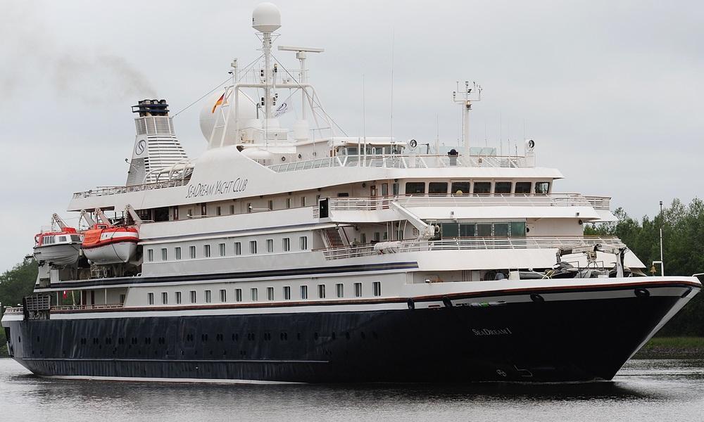SeaDream I ship photo 1