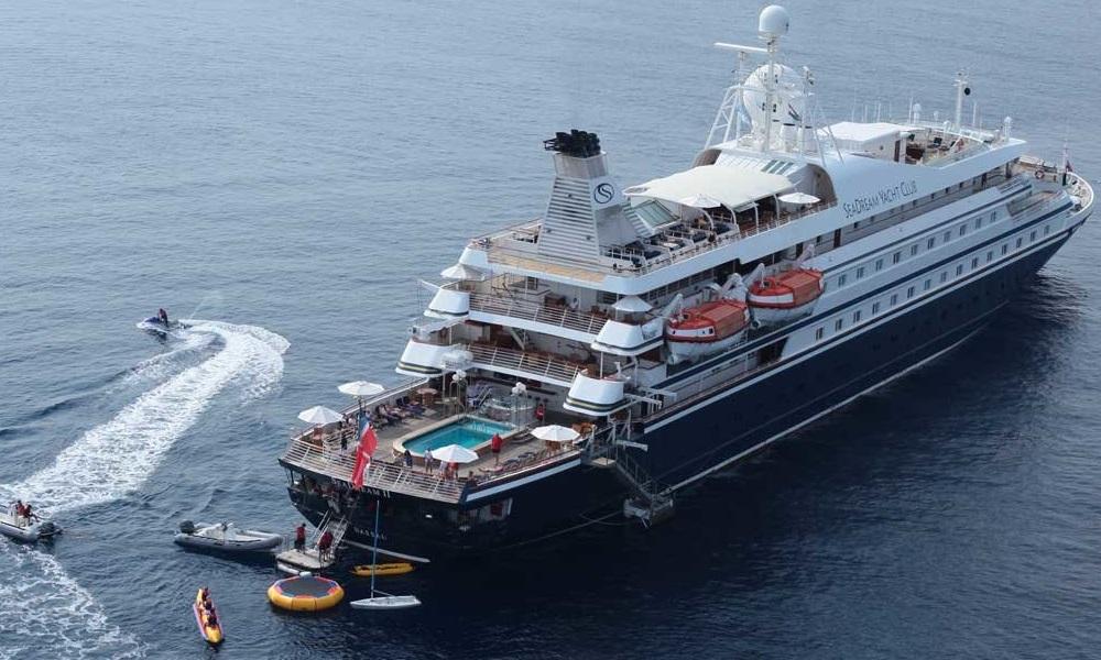 SeaDream II ship photo 2