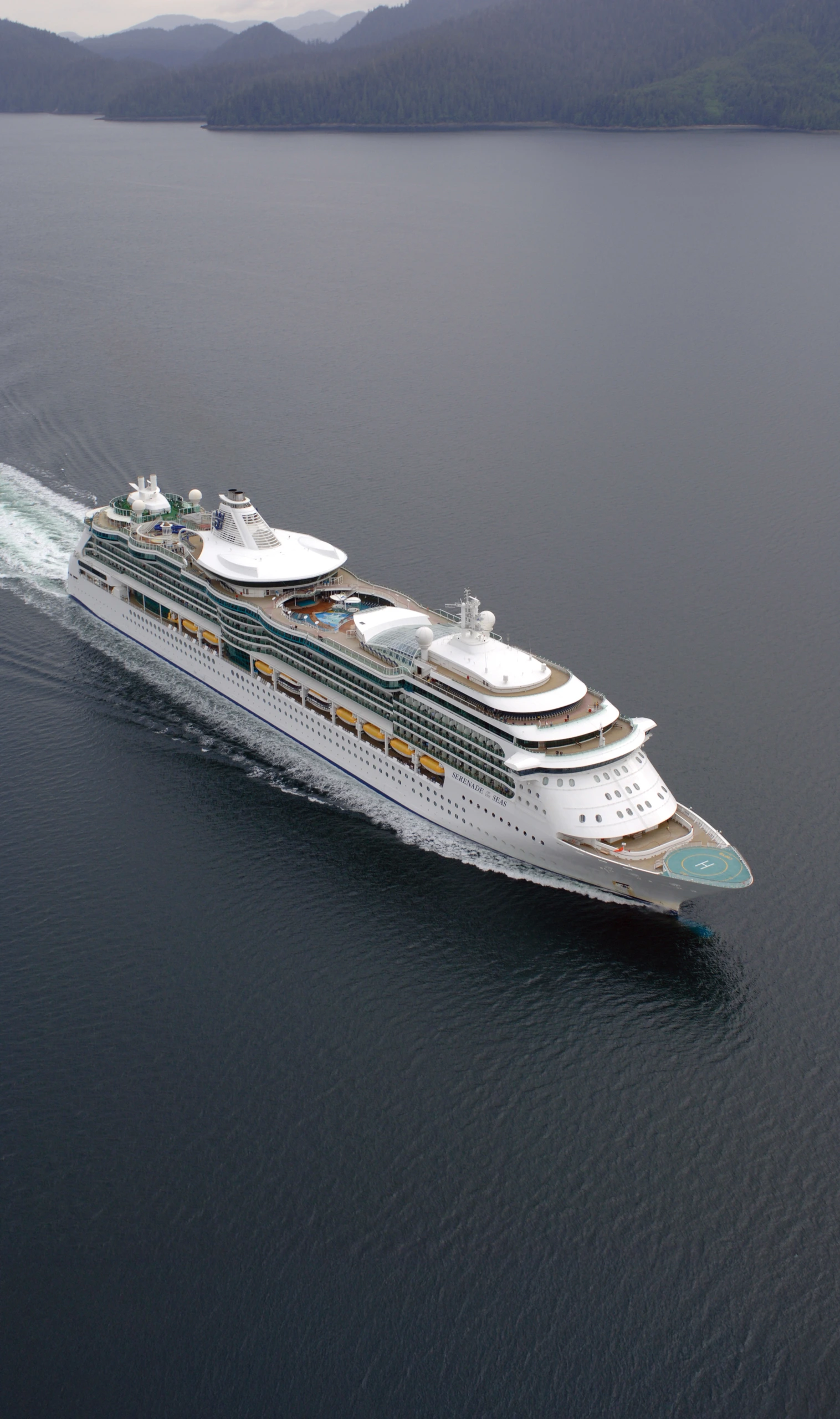 Serenade of the Seas ship photo 4