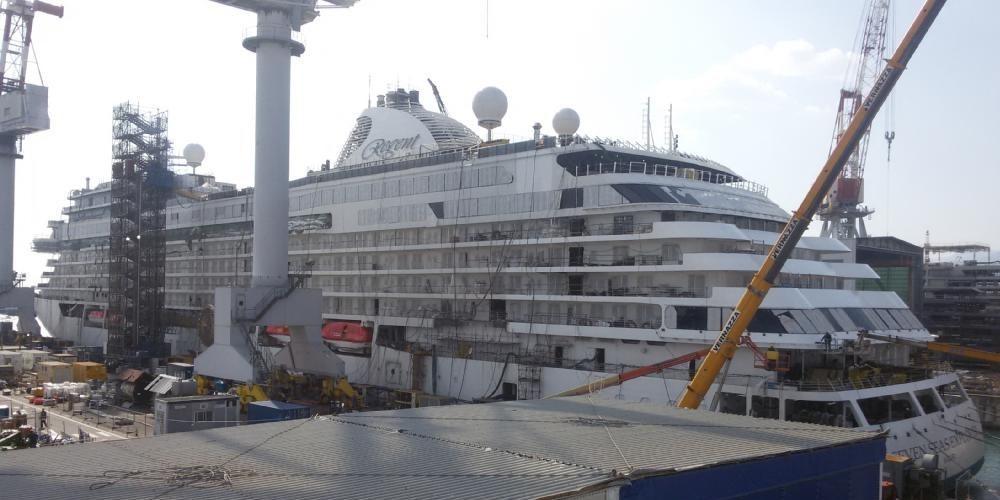 Seven Seas Explorer ship photo 1