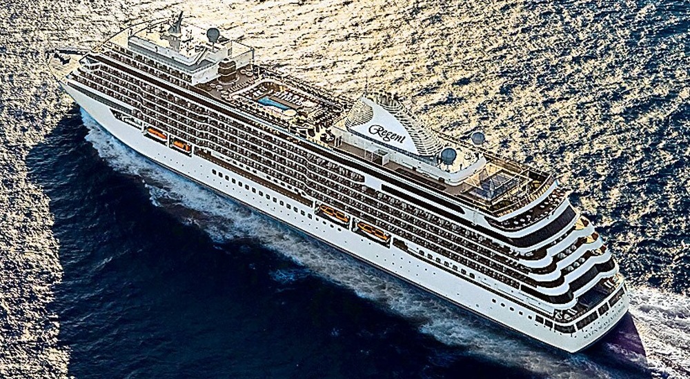 Seven Seas Grandeur ship photo 2
