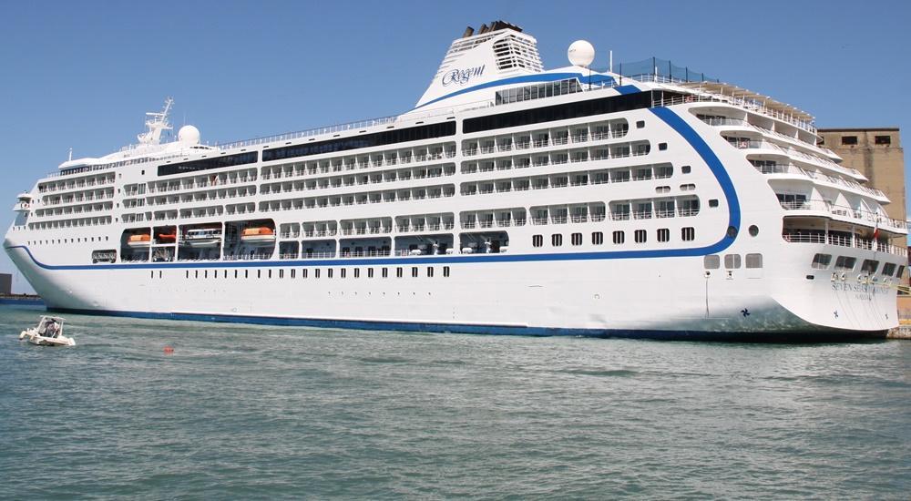 Seven Seas Mariner ship photo 1