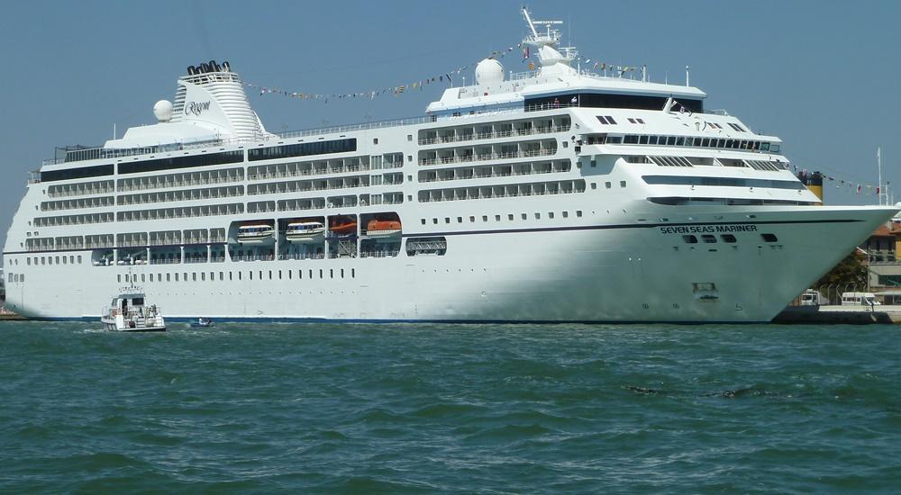 Seven Seas Mariner ship photo 2