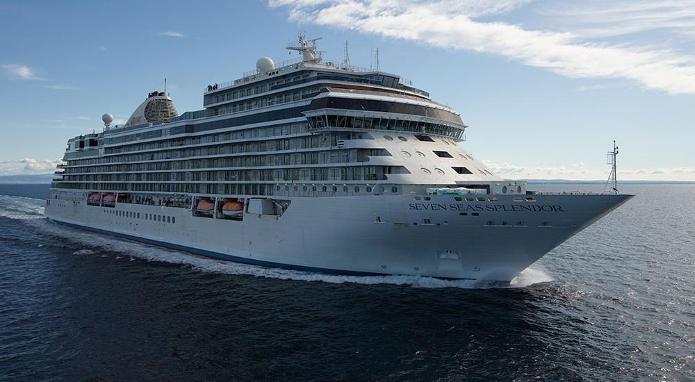 Seven Seas Splendor ship photo 1