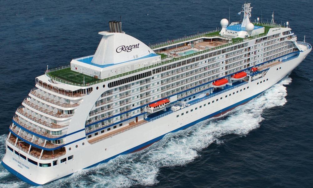 Seven Seas Voyager ship photo 3