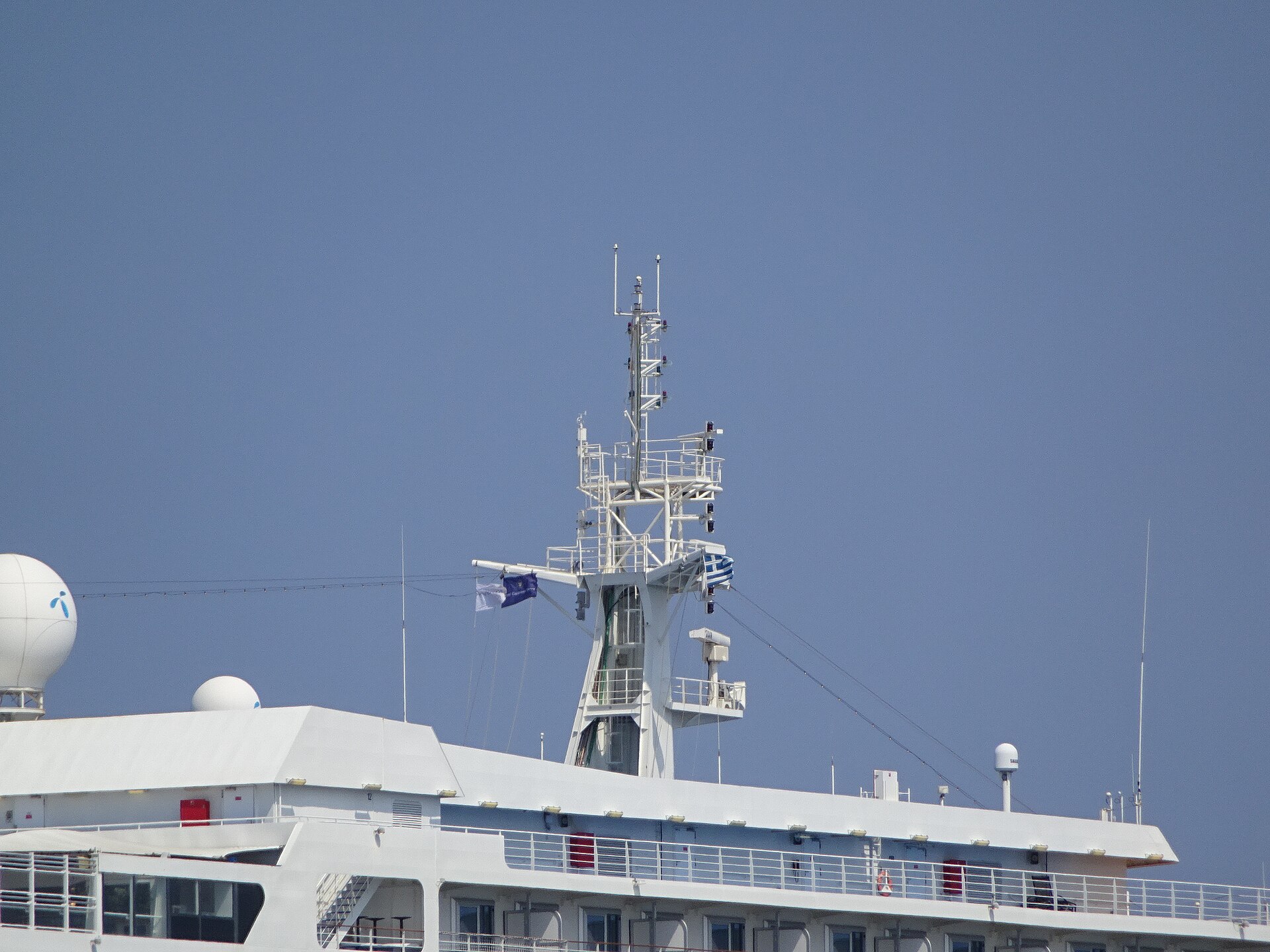 Silver Muse ship photo 2