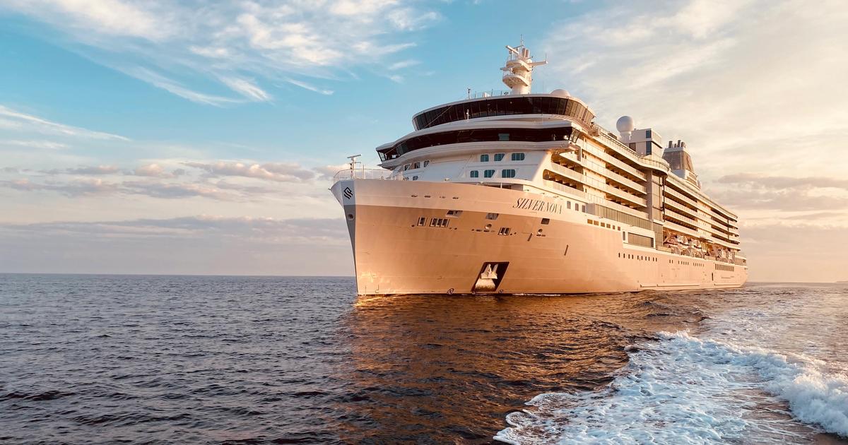 Silver Nova ship photo 2