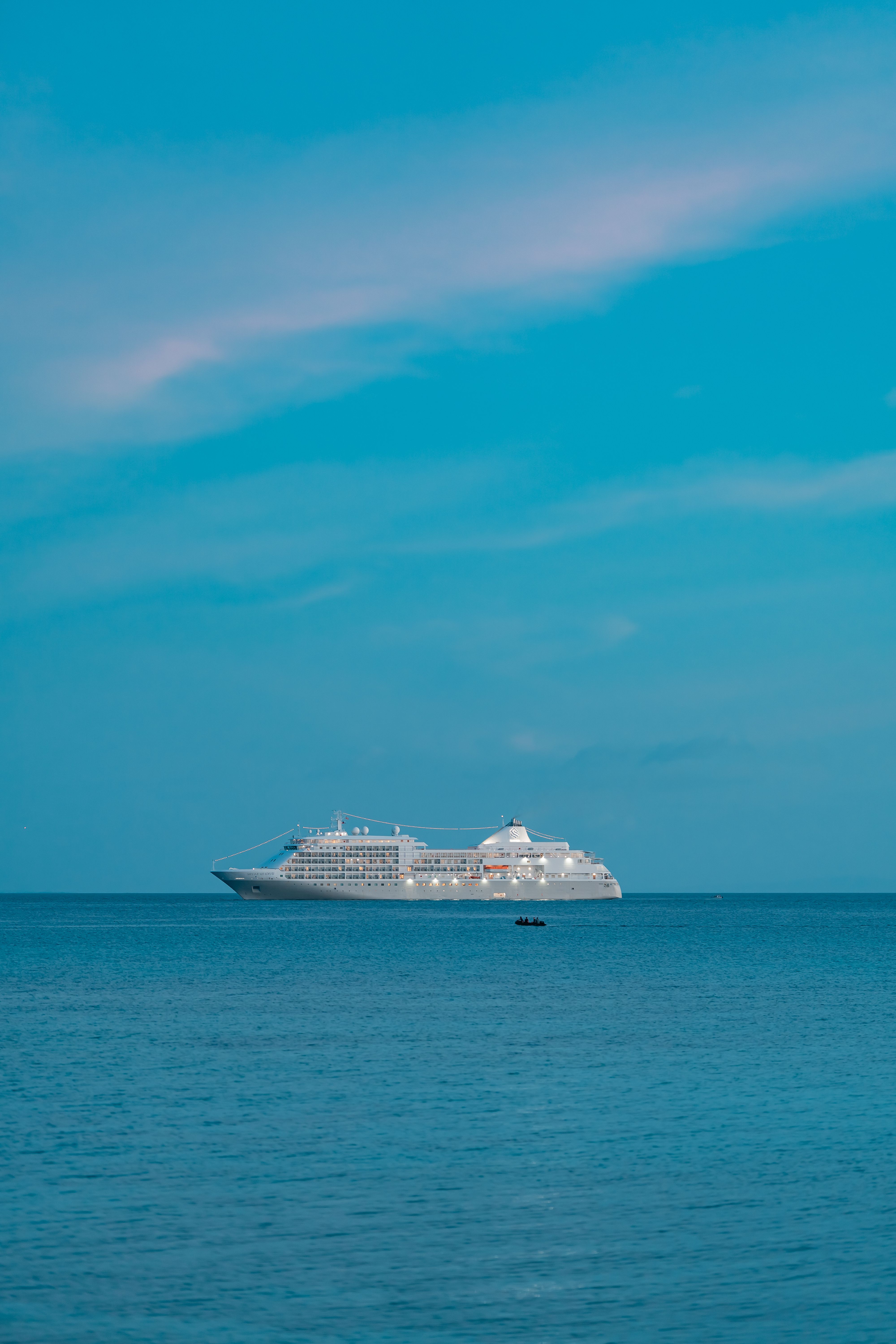 Silver Shadow ship photo 3