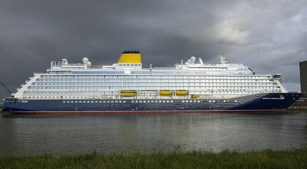 Spirit of Adventure ship photo 3