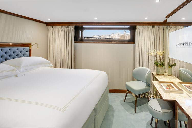 SS Joie de Vivre ship photo 13