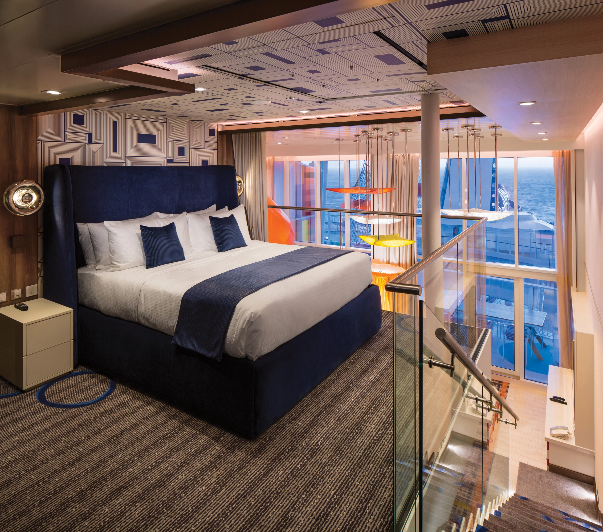 Symphony of the Seas ship photo 7