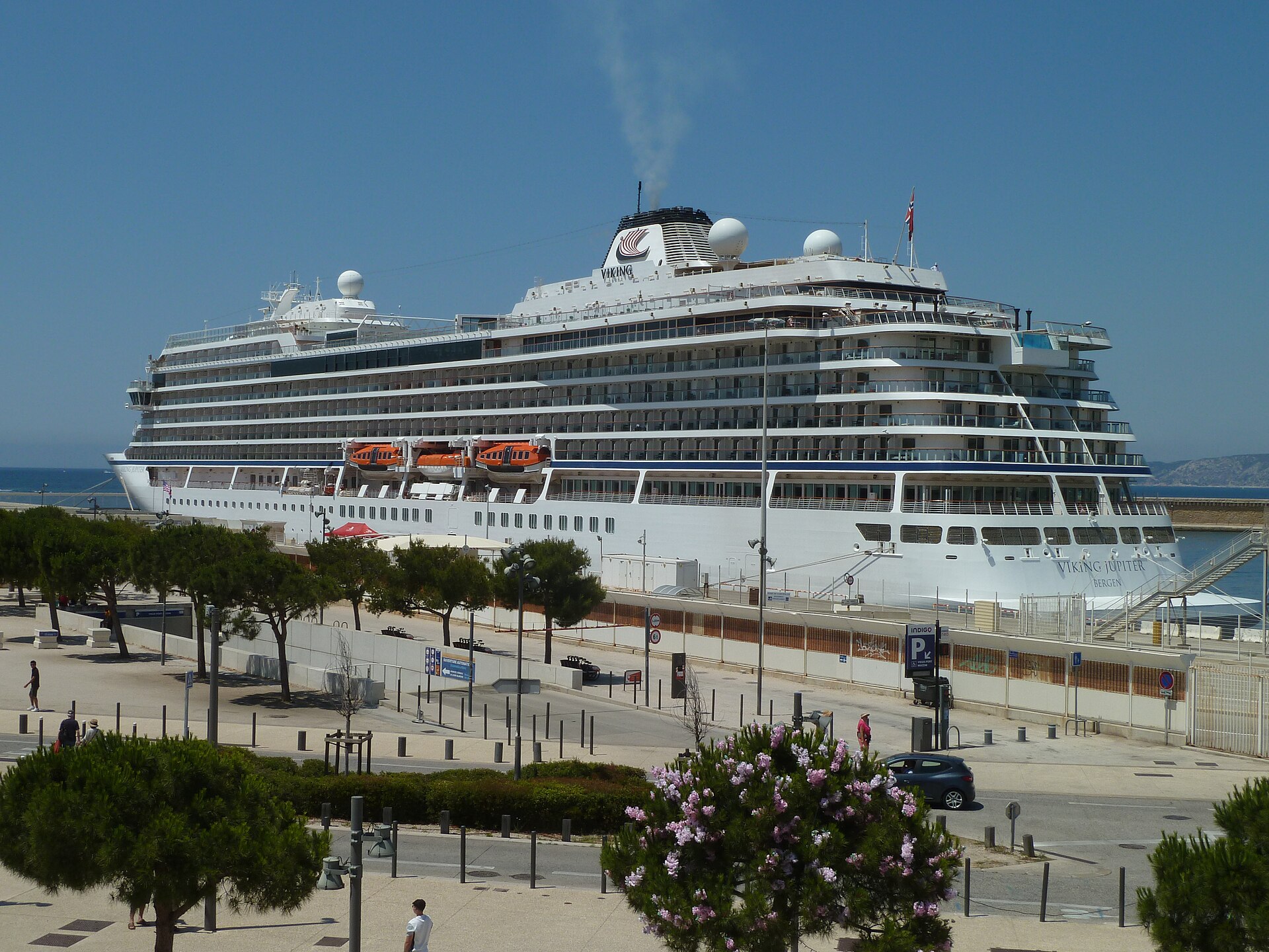 Viking Jupiter ship photo 1