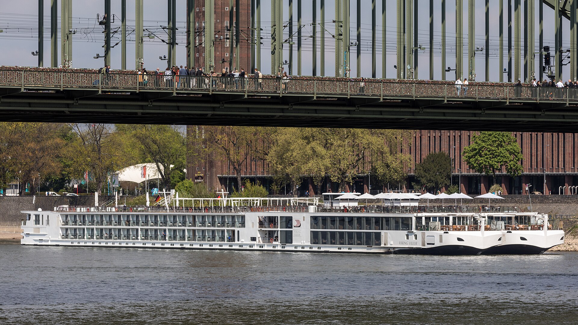 Viking Ullur cruise ship