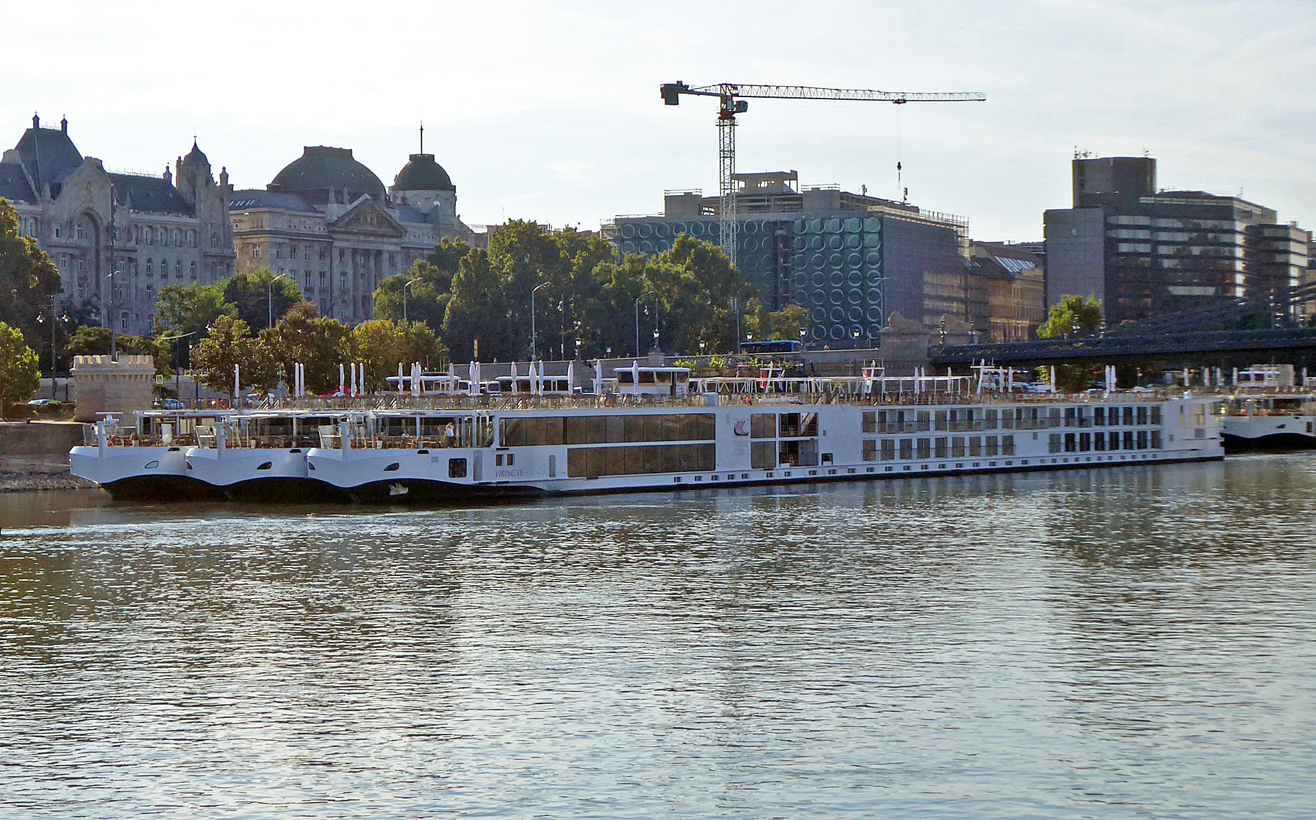 Viking Ve ship photo 2