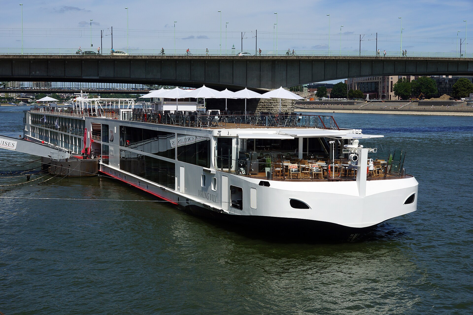 Viking Vili ship photo 1