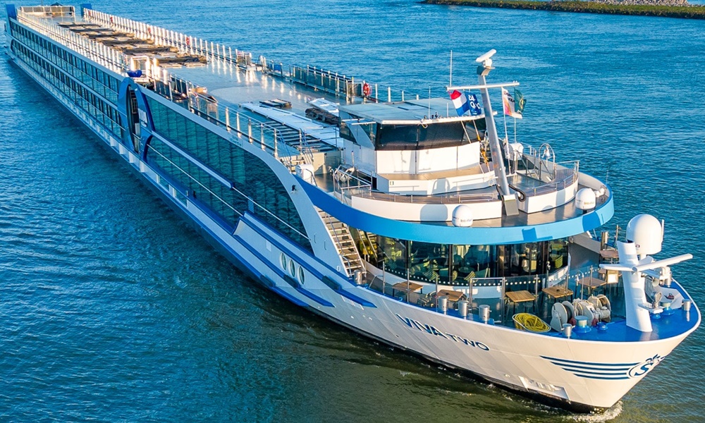 VIVA TWO ship photo 3