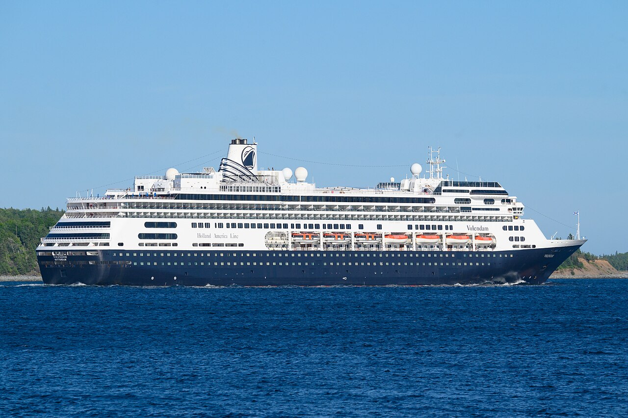 Volendam ship photo 1